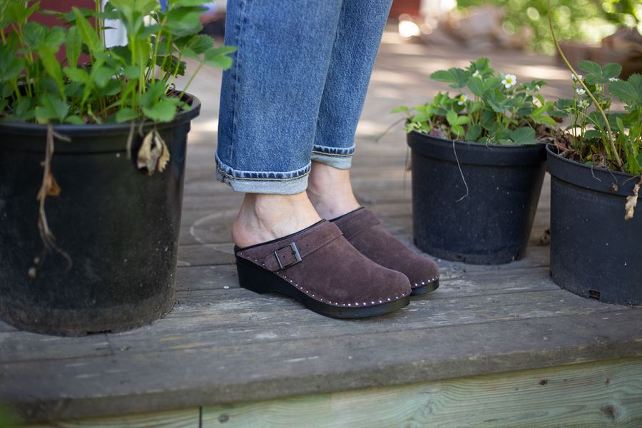 Johansson Brown Suede