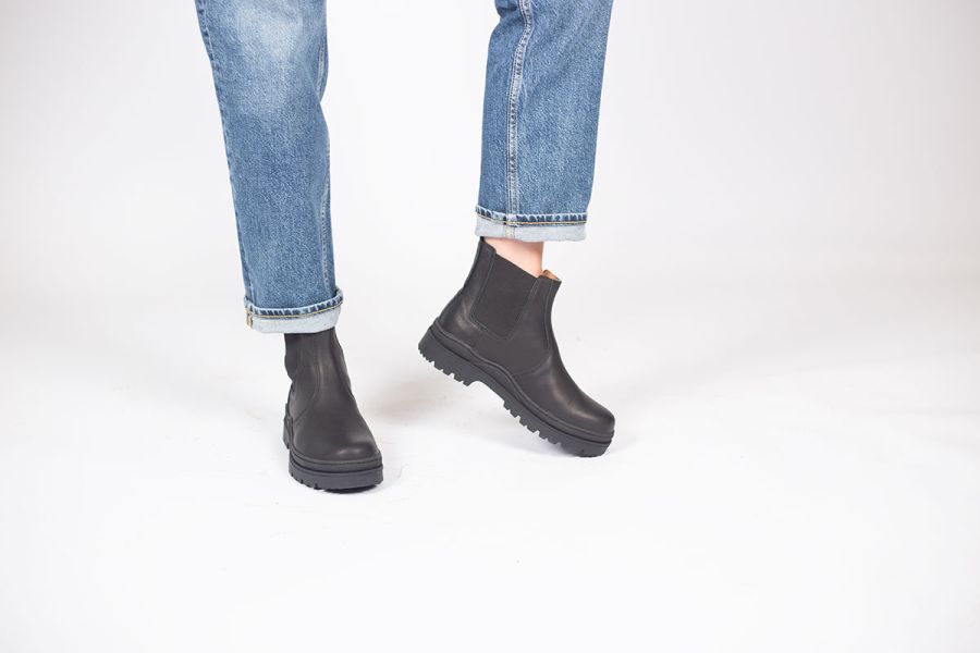 Whistler Matte Black